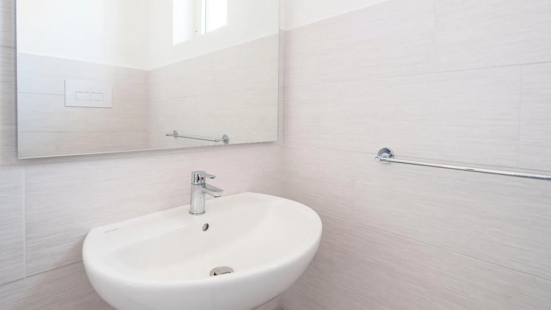 Welcomely - Das Alte Haus Olbia 0*,  Italy