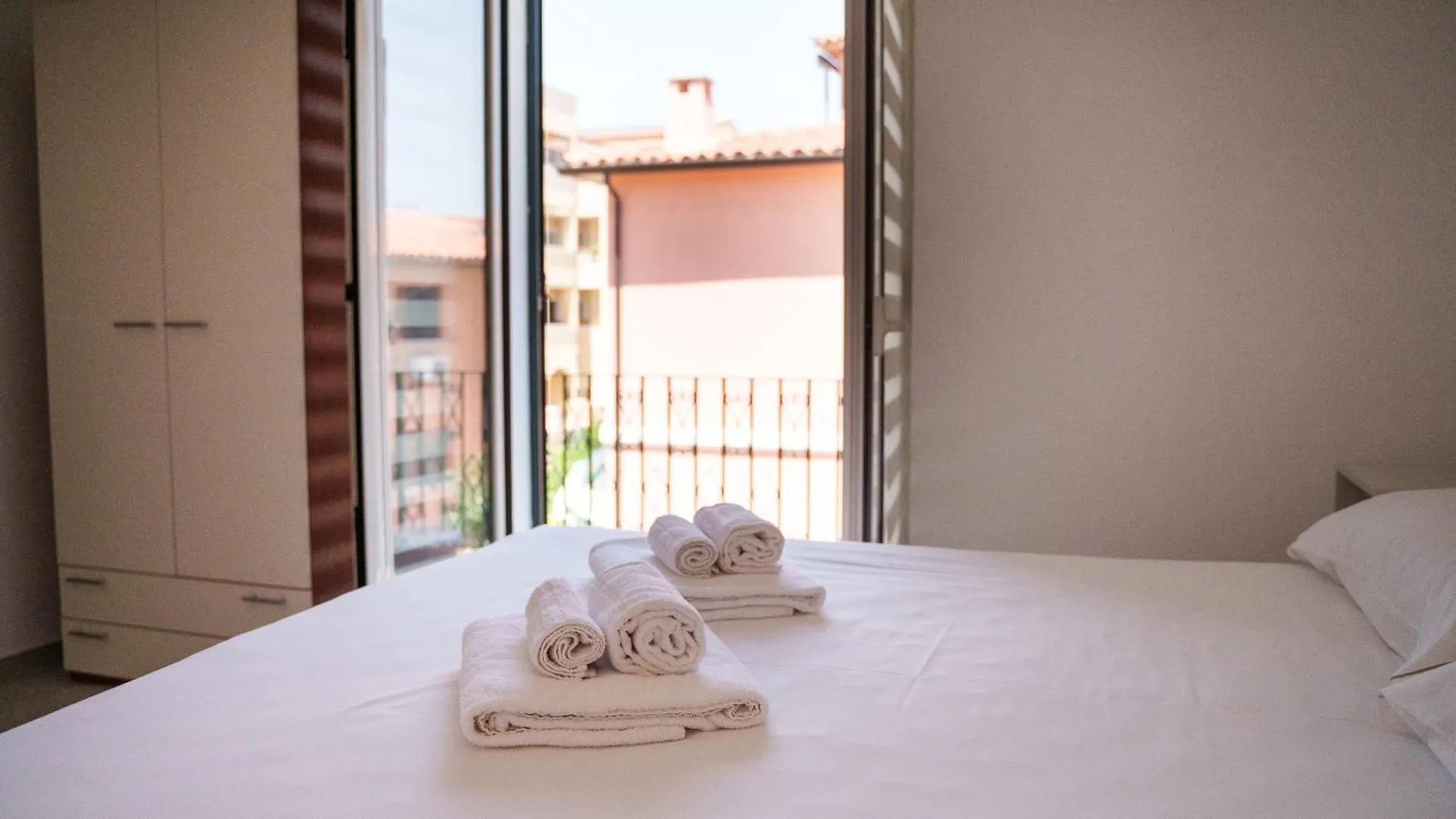 Welcomely - Das Alte Haus Olbia Italia